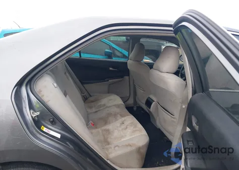 2014 Toyota Camry L z USA, uszkodzony, nr VIN 4T1BF1FK6EU733333